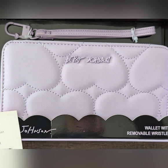 Betsey Johnson Light Purple Heart Wallet with Wristlet - Picture 2 of 4